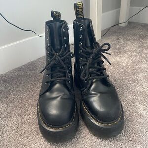dr marten combat boots platform